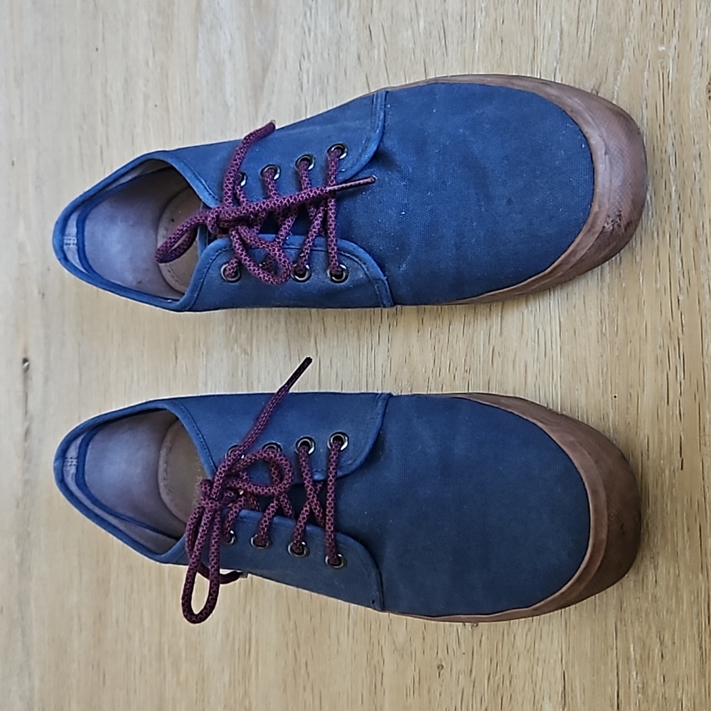 VAMVAS Organic Cotton Low Top Lace Up Sneakers